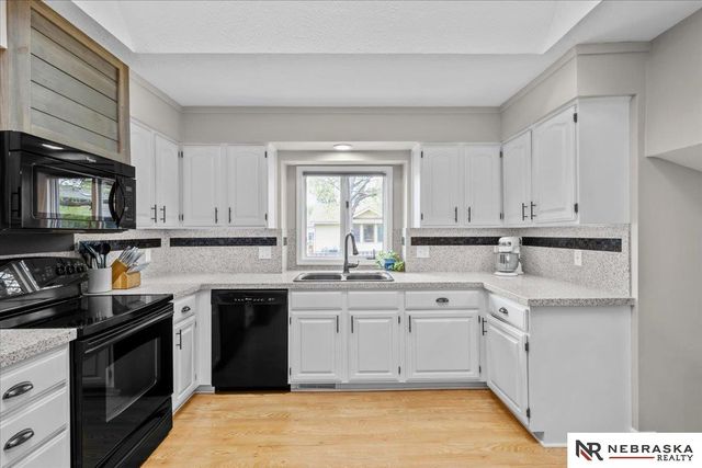 15278 California Street, Omaha, NE 68154