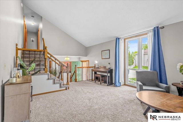 15278 California Street, Omaha, NE 68154