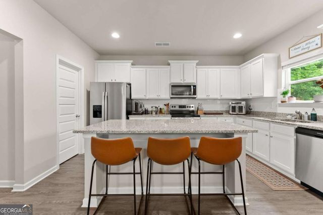 146 Waterford Circle, Cornelia, GA 30531