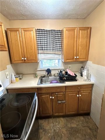 3535 E 108th Street, Cleveland, OH 44105