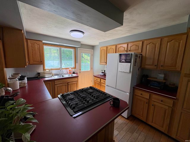 6450 N State 545 Road, Dubois, IN 47527