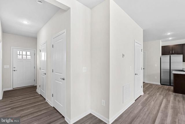 4 FREEMAN ST, Ranson, WV 25438