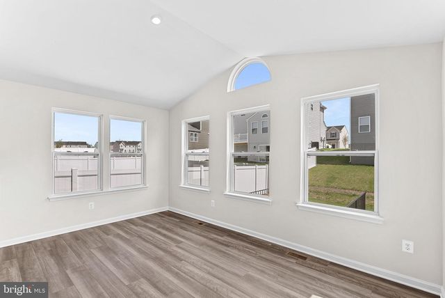 4 FREEMAN ST, Ranson, WV 25438