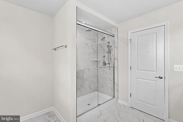 4 FREEMAN ST, Ranson, WV 25438