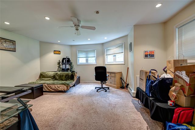 68 Chestnut Street, Mount Sinai, NY 11766