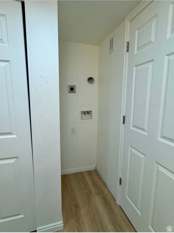 903 E AVILA DR, Sandy, UT 84094
