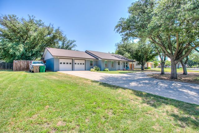 2636 A And M Avenue, San Angelo, TX 76904