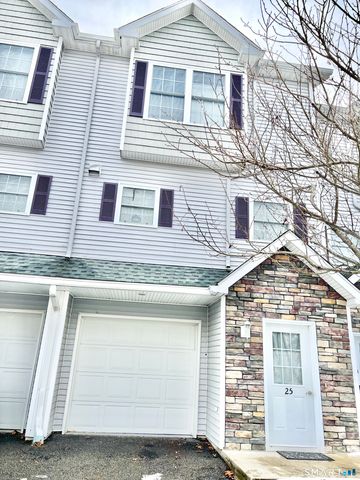 296 Hamilton Avenue Apt 25, Norwich, CT 06360