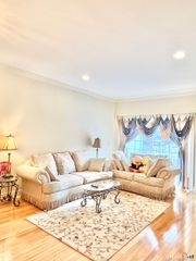 296 Hamilton Avenue Apt 25, Norwich, CT 06360