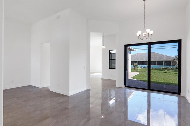 4689 SW Tacoma Street, Port St. Lucie, FL 34953