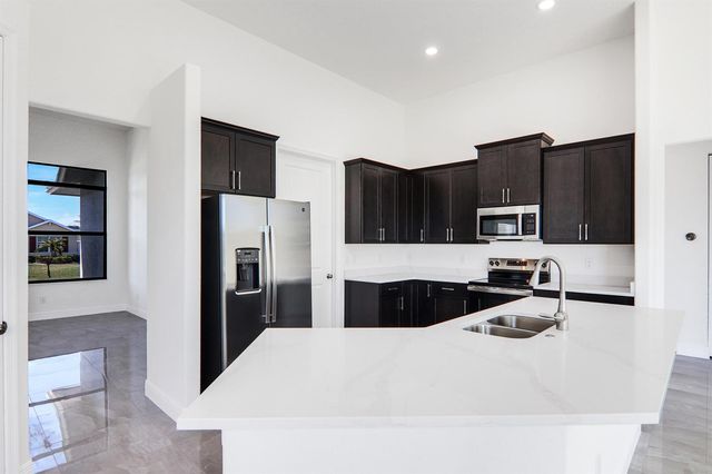 4689 SW Tacoma Street, Port St. Lucie, FL 34953