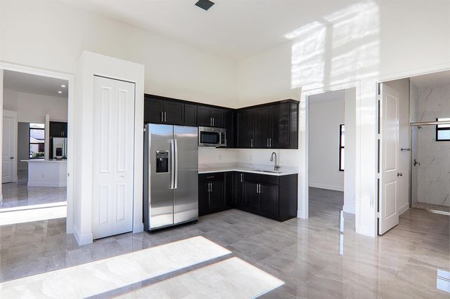 4689 SW Tacoma Street, Port St. Lucie, FL 34953