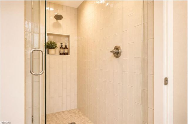 3127 E Ocean View AVE, Norfolk, VA 23518