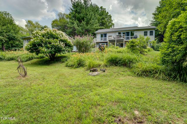 102 Orchard Meadows Lave Lane, Roan Mountain, TN 37687