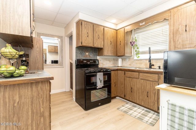 5925 Murnen Road, Toledo, OH 43623