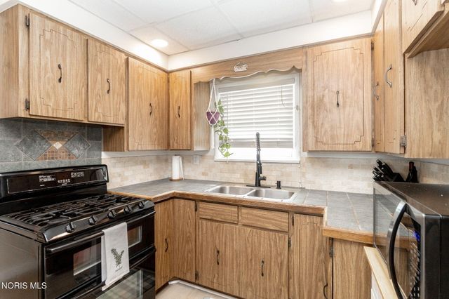 5925 Murnen Road, Toledo, OH 43623