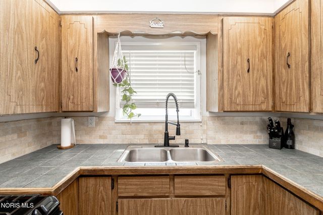 5925 Murnen Road, Toledo, OH 43623