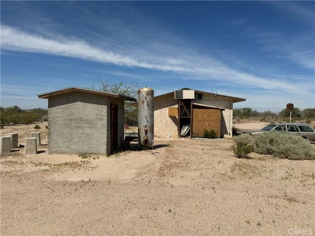 46363 Valley Center A, B, Newberry Springs, CA 92365