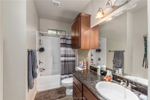 537 Forest Drive, College Station, TX 77840