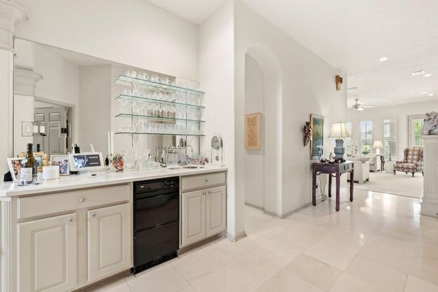 4513 Country Club View, Baytown, TX 77521