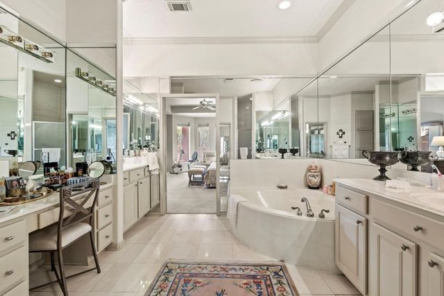 4513 Country Club View, Baytown, TX 77521