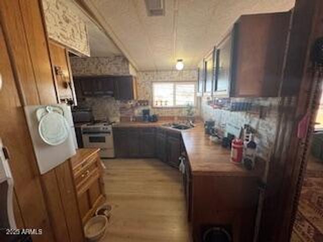 955 W 33RD S Place S, St Johns, AZ 85936