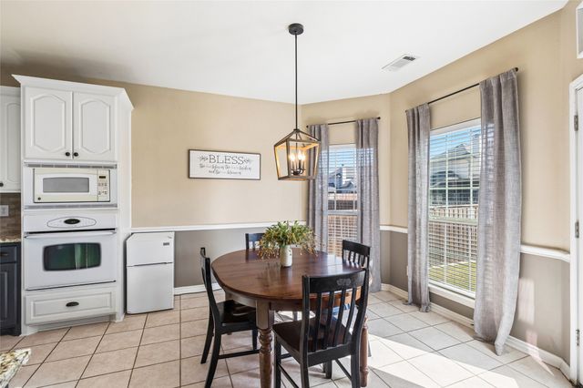 3014 Saint Bartholomew Drive, Mansfield, TX 76063