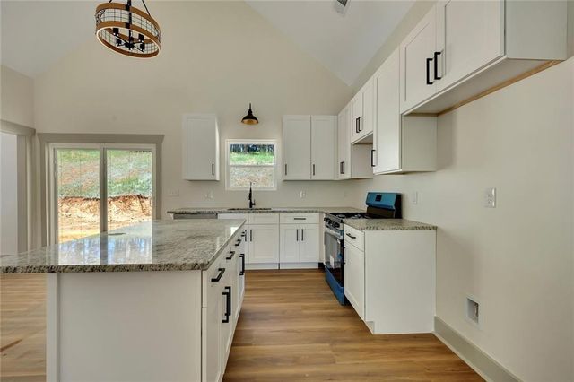 760 Donahoo Road SE, Silver Creek, GA 30173
