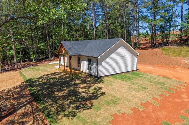 760 Donahoo Road SE, Silver Creek, GA 30173