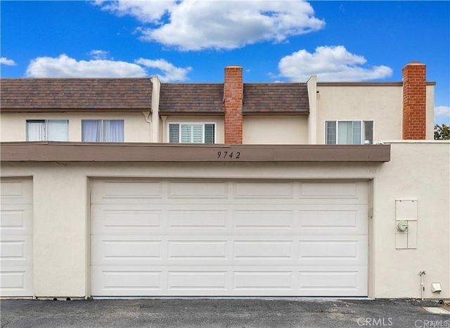 9742 Villa Pacific, Huntington Beach, CA 92646