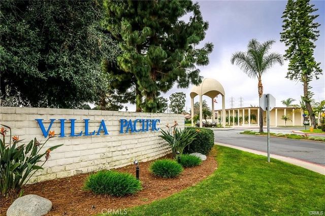 9742 Villa Pacific, Huntington Beach, CA 92646
