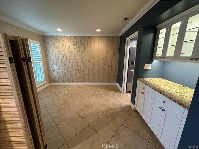 9742 Villa Pacific, Huntington Beach, CA 92646