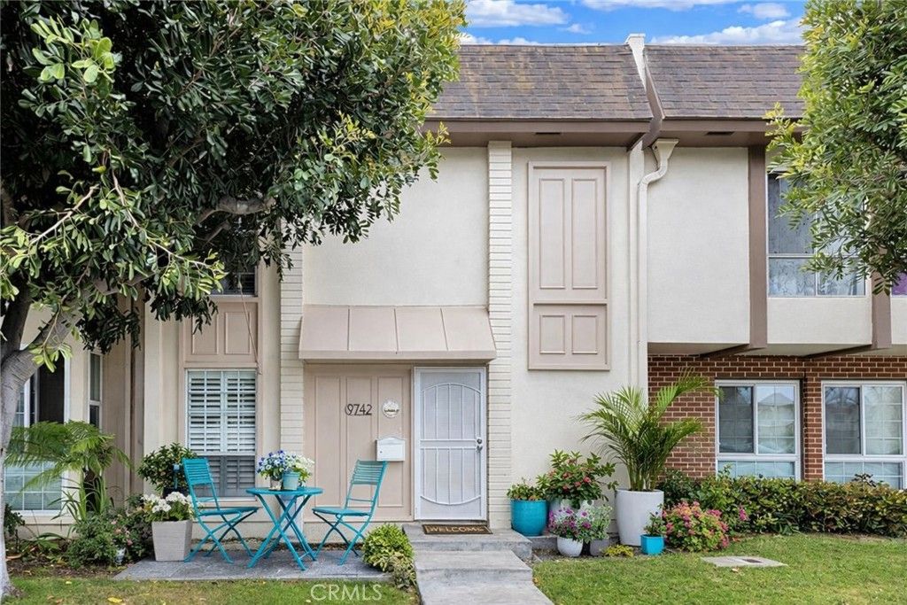 9742 Villa Pacific, Huntington Beach, CA 92646