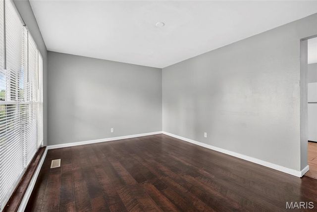 1325 Estes Drive, Florissant, MO 63031