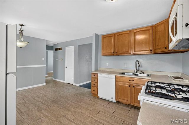 1325 Estes Drive, Florissant, MO 63031