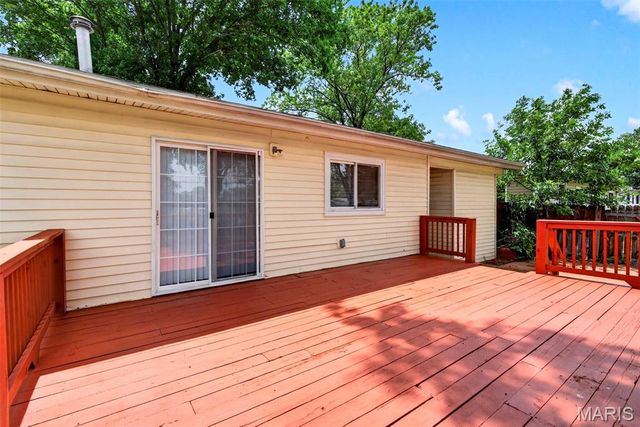 1325 Estes Drive, Florissant, MO 63031
