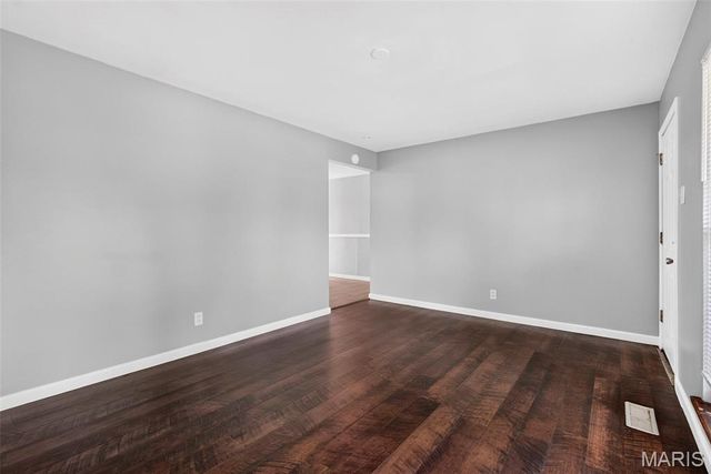 1325 Estes Drive, Florissant, MO 63031