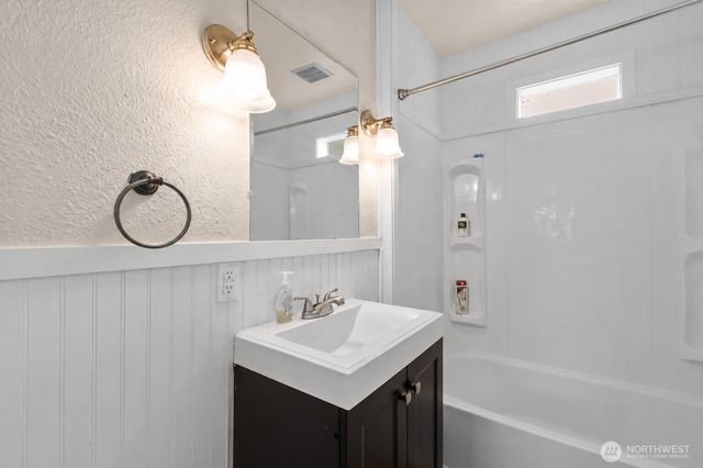 926 Pleasant Avenue, Bremerton, WA 98337