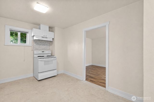 926 Pleasant Avenue, Bremerton, WA 98337