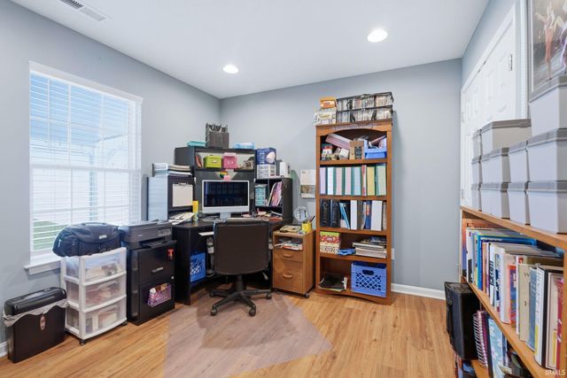 15245 Shakespeare Drive, Evansville, IN 47725