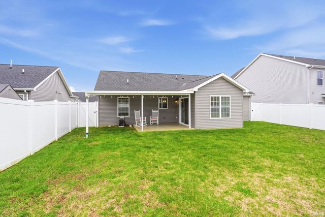 15245 Shakespeare Drive, Evansville, IN 47725