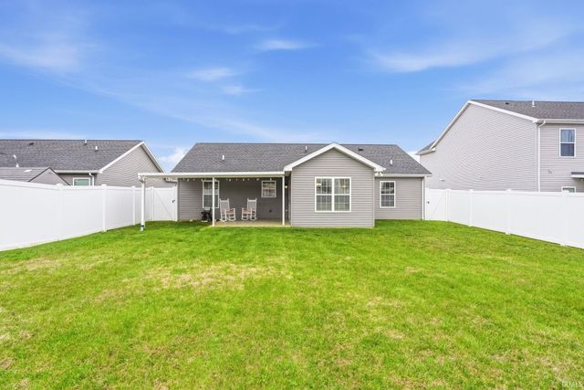 15245 Shakespeare Drive, Evansville, IN 47725