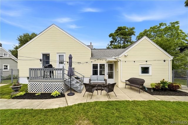 360 Aurora Street, Lancaster, NY 14086