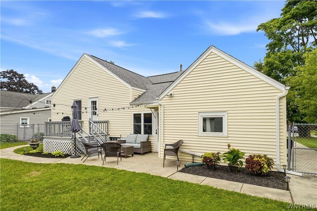 360 Aurora Street, Lancaster, NY 14086