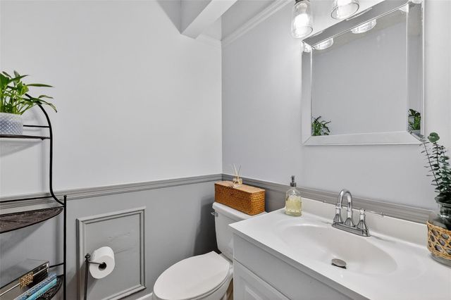 610 MOUNT HOMER ROAD 610, Eustis, FL 32726