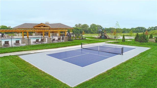 15366 W 173rd Terrace, Olathe, KS 66062