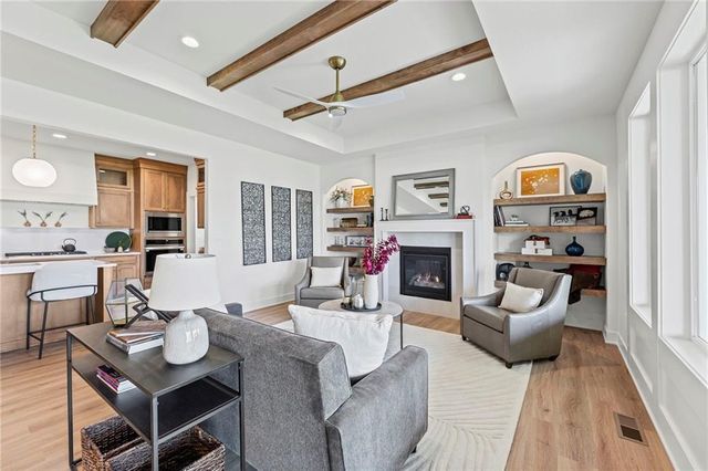 15366 W 173rd Terrace, Olathe, KS 66062