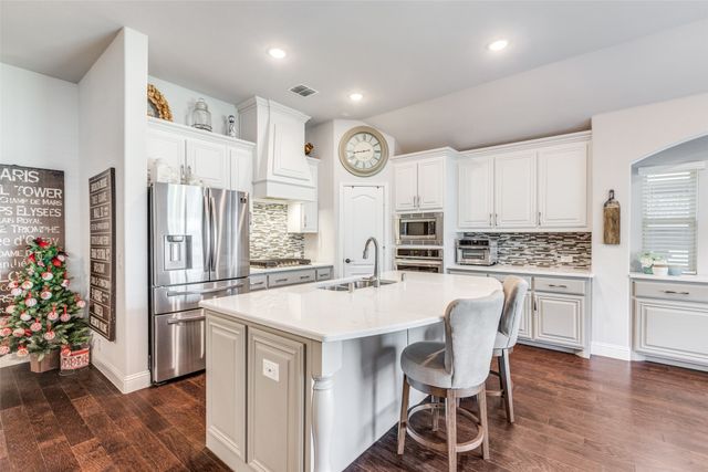 1205 Arabella Lane, Little Elm, TX 76227