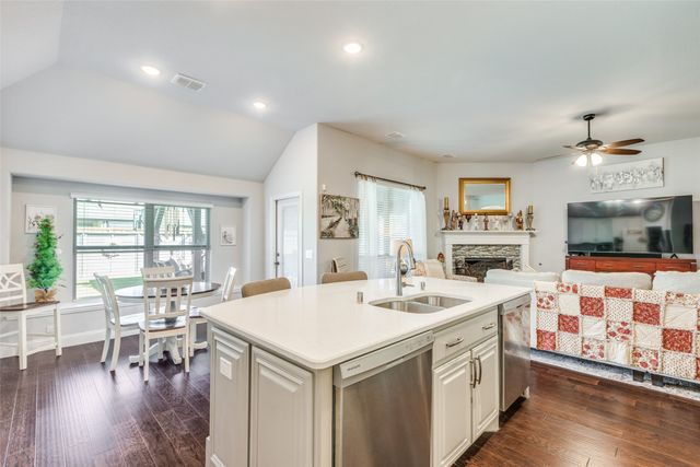 1205 Arabella Lane, Little Elm, TX 76227