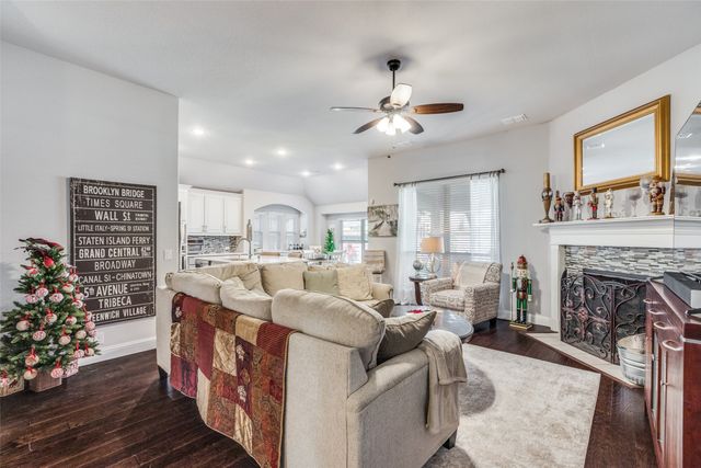 1205 Arabella Lane, Little Elm, TX 76227